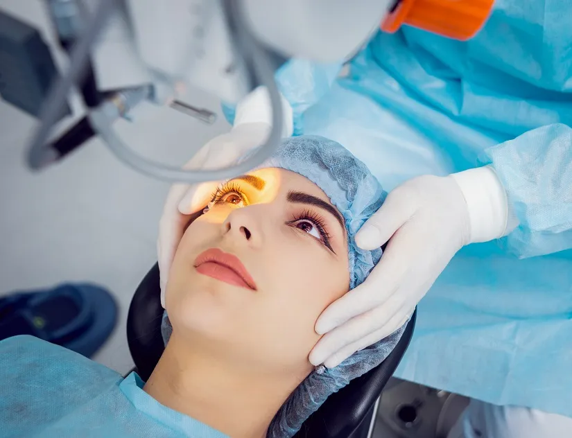 Prof. Dr. Emre “lazerle göz ameliyatı öncesi kapsamlı bir göz muayenesi şarttır”