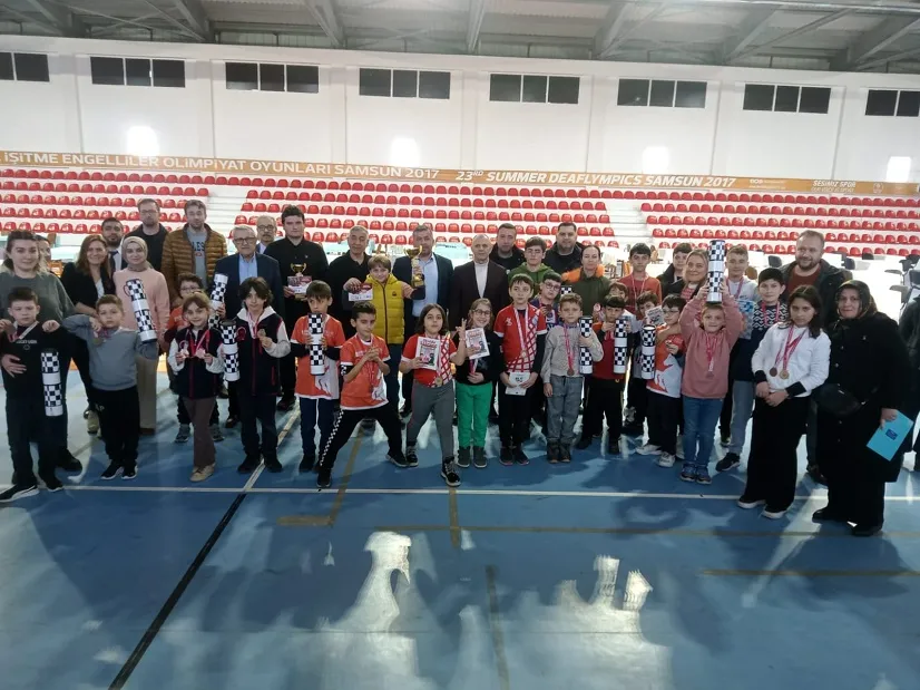 18 Mart Şehitleri Anma ve Çanakkale Deniz Zaferi Satranç Turnuvası düzenlendi