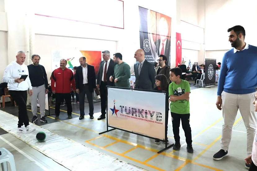 Samsun’da ‘Türkiye Sportif Yetenek Taraması ve Spora Yönlendirme’ programı  devam ediyor.