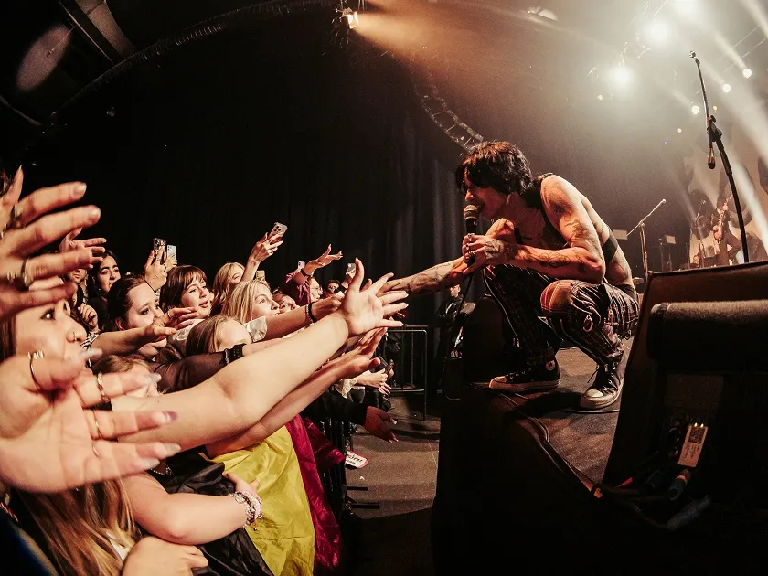 BKM Organizasyonu ile Maximum Uniq Box’ta Rock N’ Roll Rüzgarları Esti
