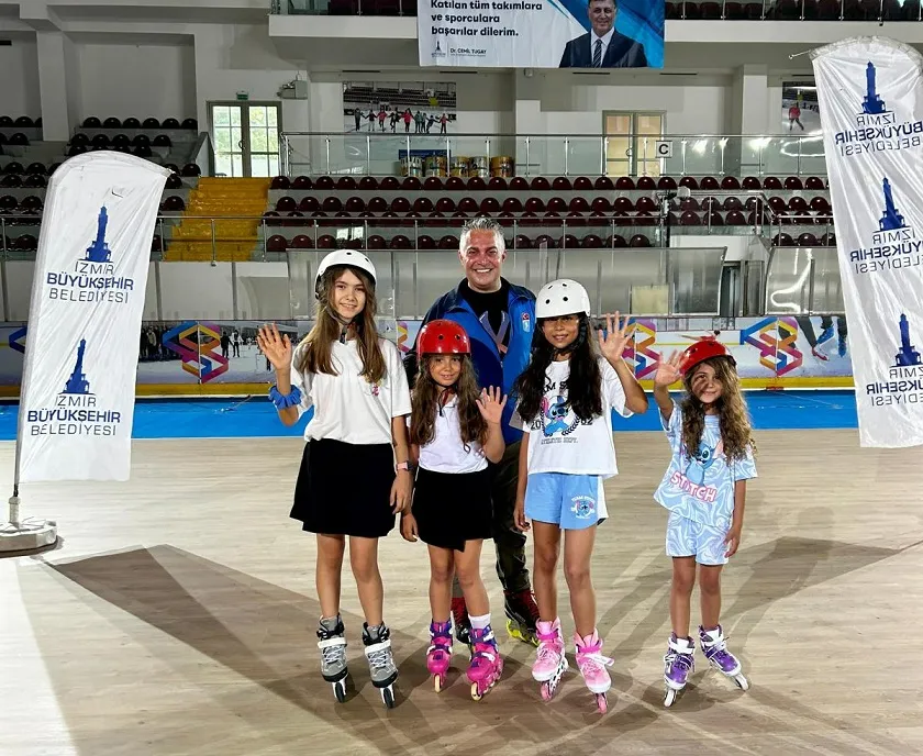 Buz Sporları Salonu