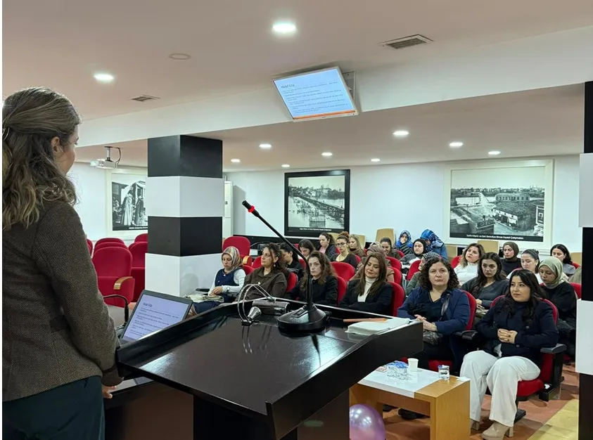 Kadın Girişimcilere Yönelik Sosyal Medya Eğitimi Çarşamba TSO’da Gerçekleştirildi